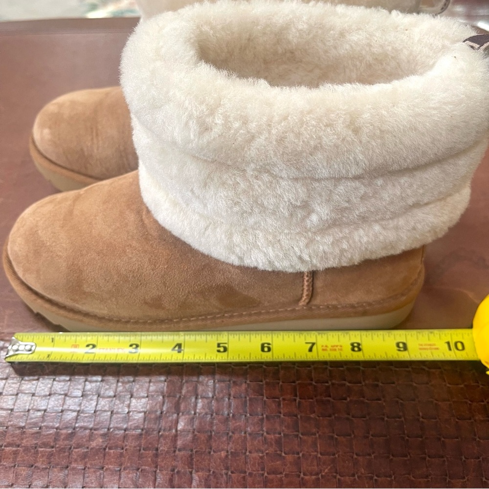 UGG Fluff Mini Quilted Boots - Picture 15 of 16